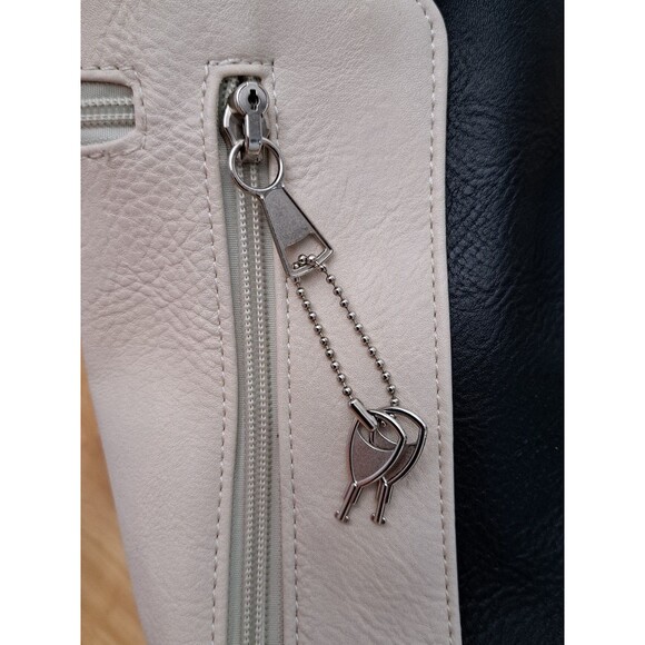 Bulldog Black & Tan Hobo Crossbody Concealed Carry Holster Purse w/ Keys Locks - Picture 14 of 15